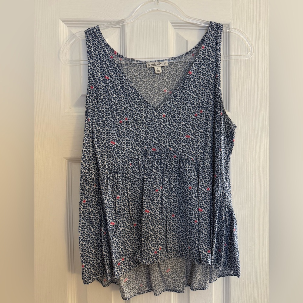 J. Crew Mercantile Navy Floral V-Neck Tank 🌸 💙